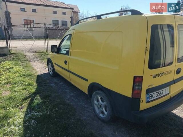 Жовтий Опель Комбо вант.-пас., об'ємом двигуна 1.7 л та пробігом 390 тис. км за 2700 $, фото 3 на Automoto.ua