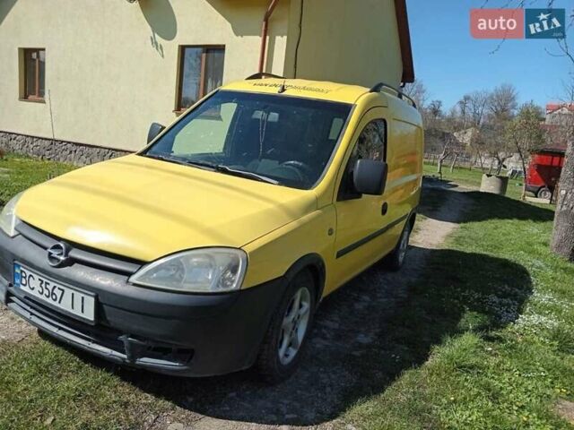 Жовтий Опель Комбо вант.-пас., об'ємом двигуна 1.7 л та пробігом 390 тис. км за 2700 $, фото 2 на Automoto.ua