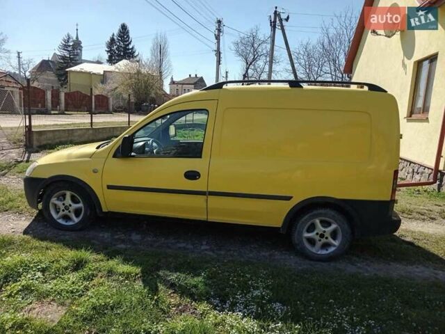 Жовтий Опель Комбо вант.-пас., об'ємом двигуна 1.7 л та пробігом 390 тис. км за 2700 $, фото 1 на Automoto.ua
