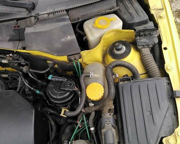 Жовтий Опель Комбо вант.-пас., об'ємом двигуна 1.25 л та пробігом 310 тис. км за 3700 $, фото 6 на Automoto.ua