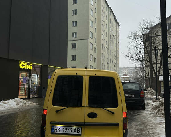 Желтый Опель Комбо груз.-пасс., объемом двигателя 1.7 л и пробегом 492 тыс. км за 3650 $, фото 3 на Automoto.ua