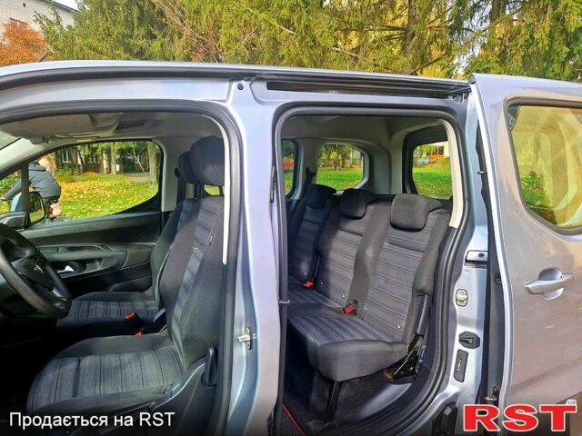 Серый Опель Комбо груз.-пасс., объемом двигателя 1.6 л и пробегом 91 тыс. км за 16200 $, фото 10 на Automoto.ua