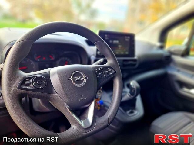 Серый Опель Комбо груз.-пасс., объемом двигателя 1.6 л и пробегом 91 тыс. км за 16200 $, фото 12 на Automoto.ua