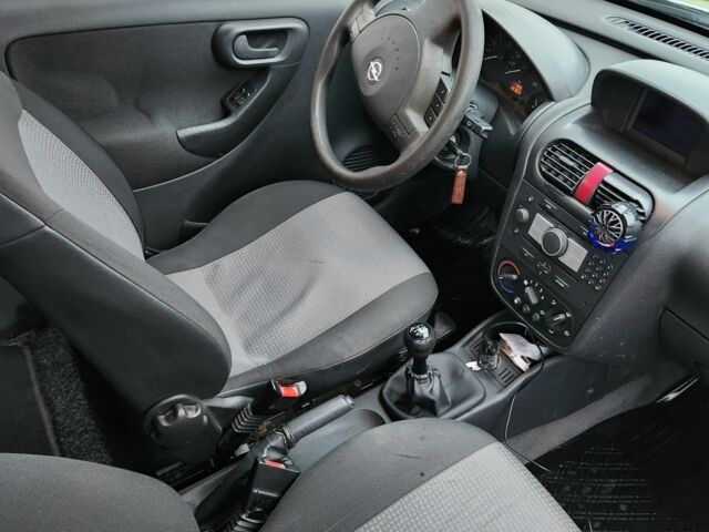 Серый Опель Комбо груз.-пасс., объемом двигателя 1.7 л и пробегом 3 тыс. км за 4900 $, фото 5 на Automoto.ua