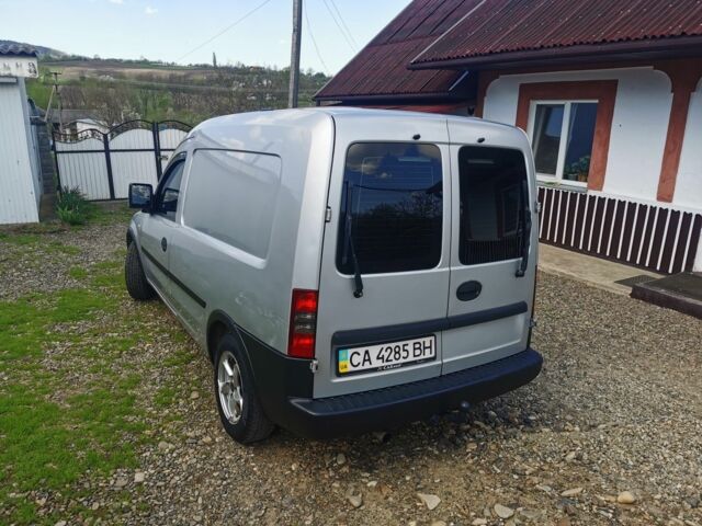 Сірий Опель Комбо вант.-пас., об'ємом двигуна 0 л та пробігом 340 тис. км за 4500 $, фото 2 на Automoto.ua