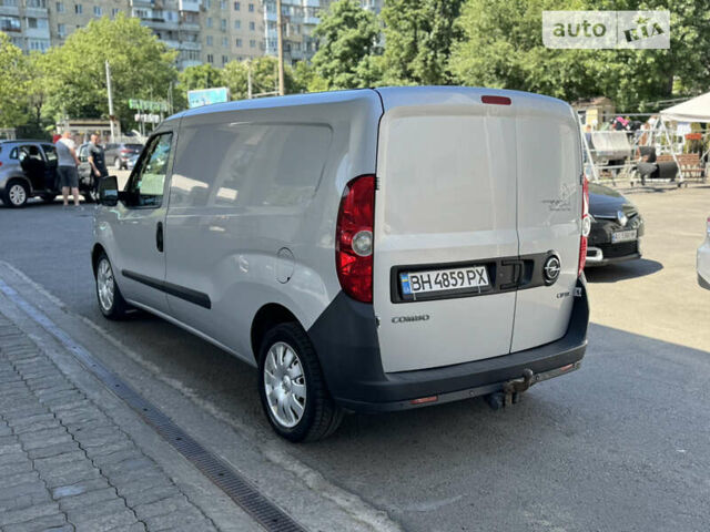 Сірий Опель Комбо вант.-пас., об'ємом двигуна 2 л та пробігом 187 тис. км за 6400 $, фото 13 на Automoto.ua