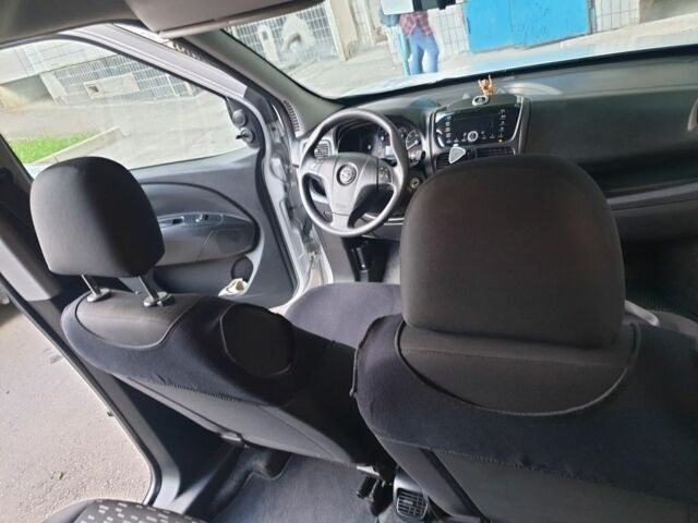 Серый Опель Комбо груз.-пасс., объемом двигателя 1.6 л и пробегом 166 тыс. км за 8600 $, фото 17 на Automoto.ua