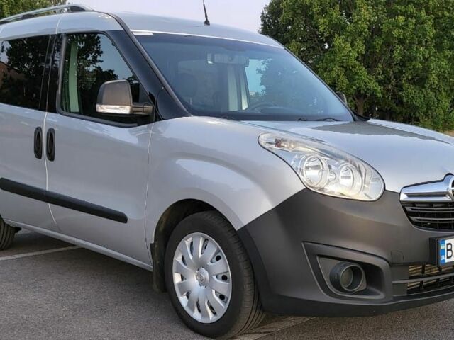 Серый Опель Комбо груз.-пасс., объемом двигателя 1.6 л и пробегом 166 тыс. км за 8600 $, фото 5 на Automoto.ua