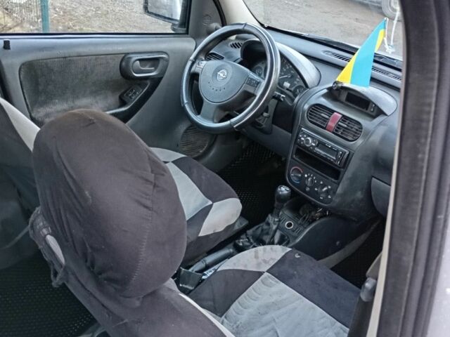 Серый Опель Комбо груз.-пасс., объемом двигателя 1.7 л и пробегом 230 тыс. км за 3100 $, фото 7 на Automoto.ua