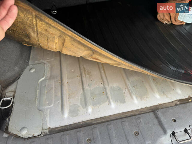 Серый Опель Комбо груз.-пасс., объемом двигателя 1.6 л и пробегом 270 тыс. км за 4300 $, фото 21 на Automoto.ua