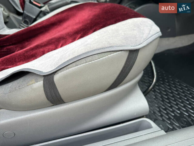 Серый Опель Комбо груз.-пасс., объемом двигателя 1.6 л и пробегом 270 тыс. км за 4300 $, фото 18 на Automoto.ua