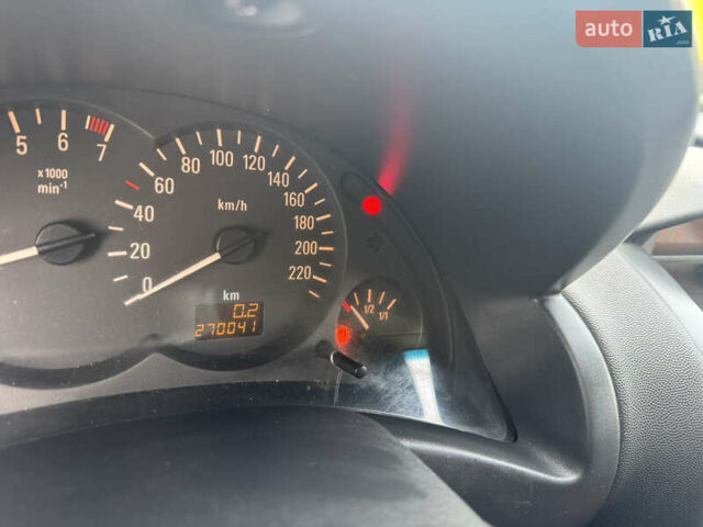 Серый Опель Комбо груз.-пасс., объемом двигателя 1.6 л и пробегом 270 тыс. км за 4300 $, фото 24 на Automoto.ua