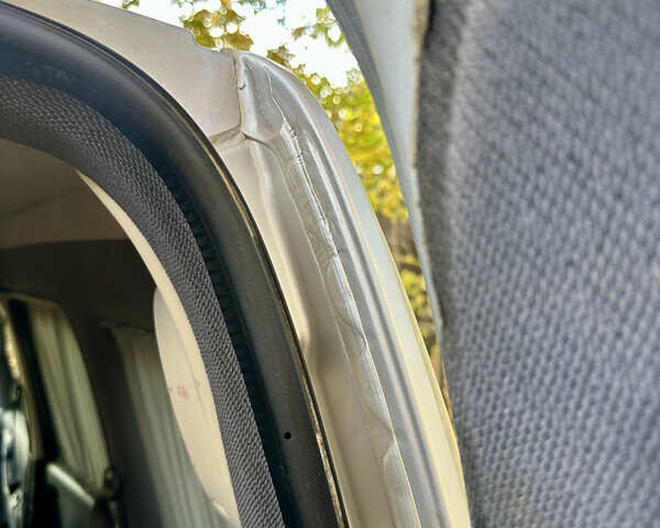 Серый Опель Комбо груз.-пасс., объемом двигателя 1.7 л и пробегом 230 тыс. км за 4900 $, фото 14 на Automoto.ua