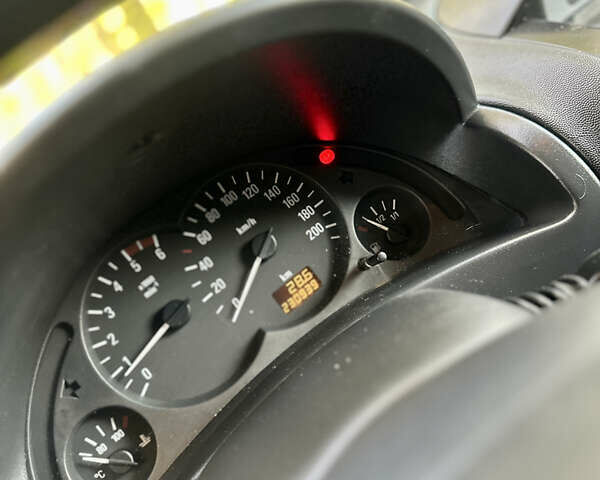 Серый Опель Комбо груз.-пасс., объемом двигателя 1.7 л и пробегом 230 тыс. км за 4900 $, фото 26 на Automoto.ua