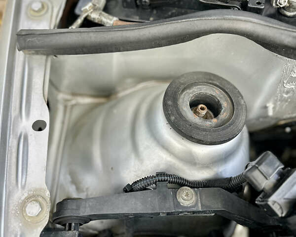 Серый Опель Комбо груз.-пасс., объемом двигателя 1.7 л и пробегом 230 тыс. км за 4900 $, фото 4 на Automoto.ua