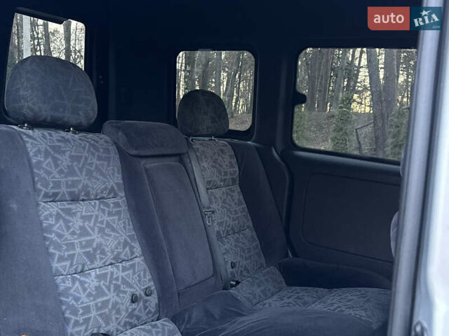 Серый Опель Комбо груз.-пасс., объемом двигателя 1.6 л и пробегом 218 тыс. км за 3600 $, фото 38 на Automoto.ua