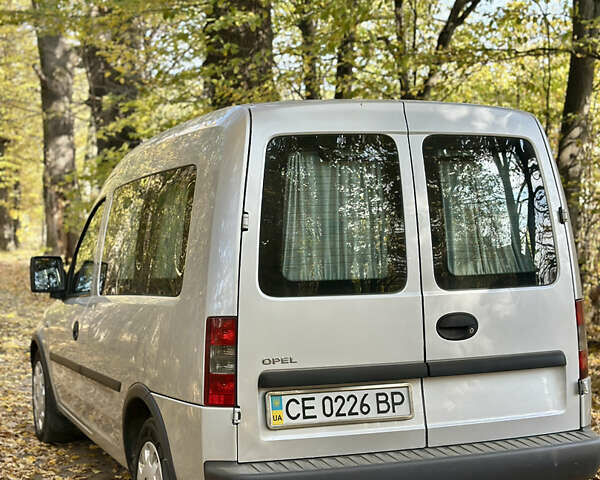 Серый Опель Комбо груз.-пасс., объемом двигателя 1.7 л и пробегом 230 тыс. км за 4900 $, фото 41 на Automoto.ua