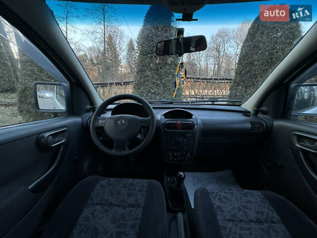 Серый Опель Комбо груз.-пасс., объемом двигателя 1.6 л и пробегом 218 тыс. км за 3600 $, фото 35 на Automoto.ua