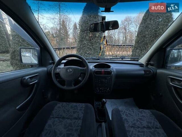 Серый Опель Комбо груз.-пасс., объемом двигателя 1.6 л и пробегом 230 тыс. км за 3800 $, фото 41 на Automoto.ua