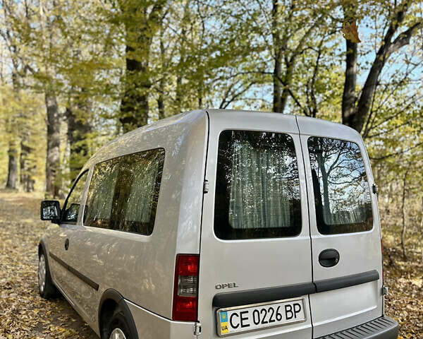 Серый Опель Комбо груз.-пасс., объемом двигателя 1.7 л и пробегом 230 тыс. км за 4900 $, фото 28 на Automoto.ua