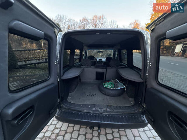 Серый Опель Комбо груз.-пасс., объемом двигателя 1.6 л и пробегом 218 тыс. км за 3600 $, фото 16 на Automoto.ua