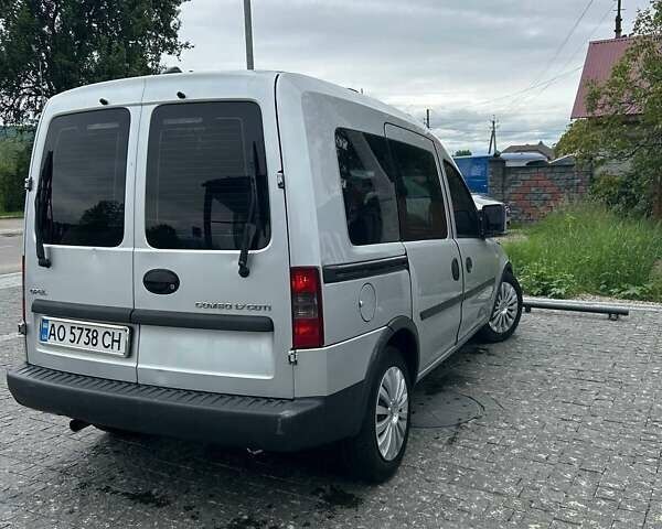 Сірий Опель Комбо вант.-пас., об'ємом двигуна 1.7 л та пробігом 333 тис. км за 4000 $, фото 3 на Automoto.ua