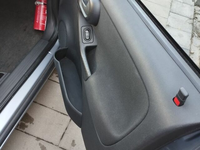 Сірий Опель Комбо вант.-пас., об'ємом двигуна 1.7 л та пробігом 217 тис. км за 6300 $, фото 10 на Automoto.ua