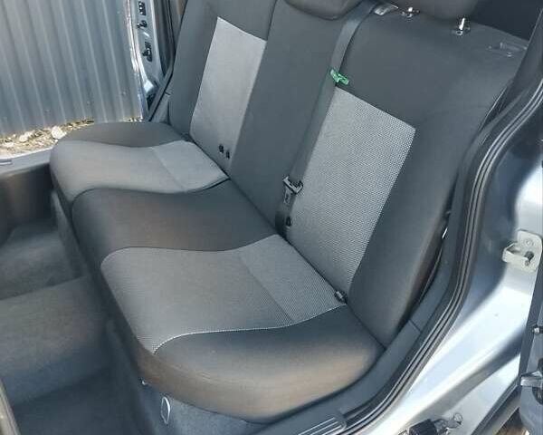 Сірий Опель Комбо вант.-пас., об'ємом двигуна 1.7 л та пробігом 220 тис. км за 6500 $, фото 4 на Automoto.ua