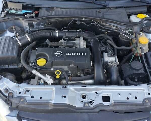 Сірий Опель Комбо вант.-пас., об'ємом двигуна 1.7 л та пробігом 220 тис. км за 6500 $, фото 2 на Automoto.ua