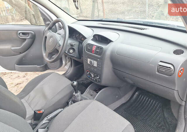 Сірий Опель Комбо вант.-пас., об'ємом двигуна 1.3 л та пробігом 250 тис. км за 4300 $, фото 12 на Automoto.ua