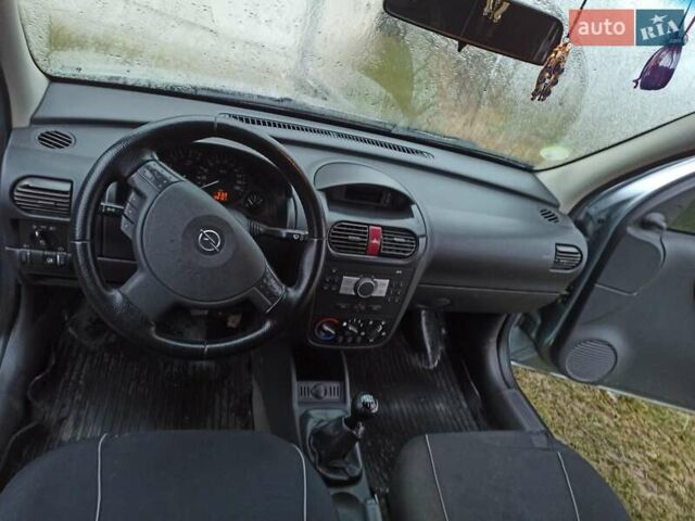Сірий Опель Комбо вант.-пас., об'ємом двигуна 1.25 л та пробігом 198 тис. км за 4999 $, фото 1 на Automoto.ua
