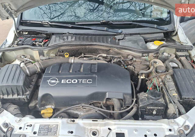 Сірий Опель Комбо вант.-пас., об'ємом двигуна 1.3 л та пробігом 250 тис. км за 4300 $, фото 4 на Automoto.ua