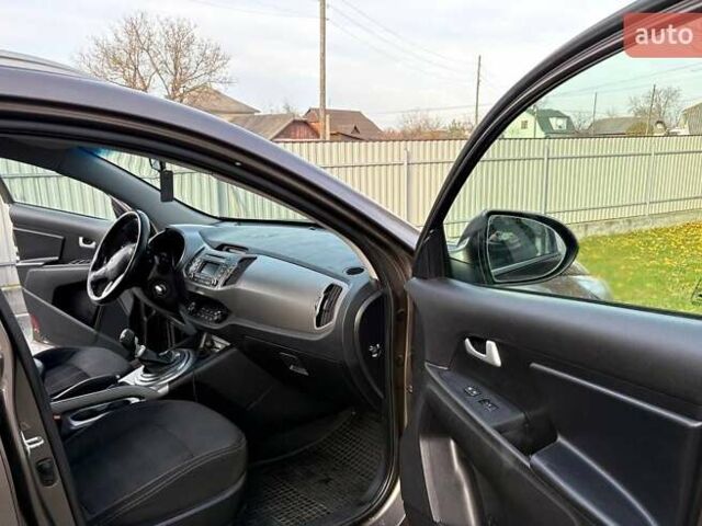 Серый Опель Комбо груз.-пасс., объемом двигателя 1.6 л и пробегом 256 тыс. км за 6700 $, фото 1 на Automoto.ua