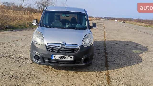 Серый Опель Комбо груз.-пасс., объемом двигателя 1.6 л и пробегом 256 тыс. км за 6700 $, фото 2 на Automoto.ua