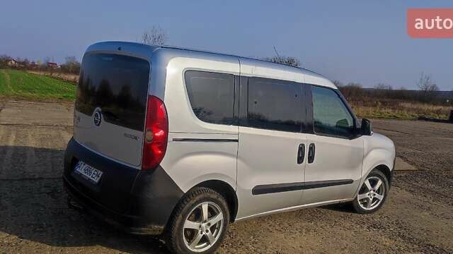 Серый Опель Комбо груз.-пасс., объемом двигателя 1.6 л и пробегом 256 тыс. км за 6700 $, фото 6 на Automoto.ua