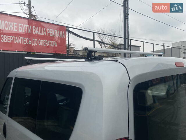 Серый Опель Комбо груз.-пасс., объемом двигателя 1.3 л и пробегом 217 тыс. км за 7100 $, фото 23 на Automoto.ua