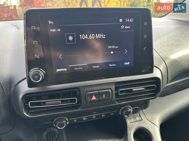 Сірий Опель Комбо вант.-пас., об'ємом двигуна 1.5 л та пробігом 205 тис. км за 13500 $, фото 16 на Automoto.ua