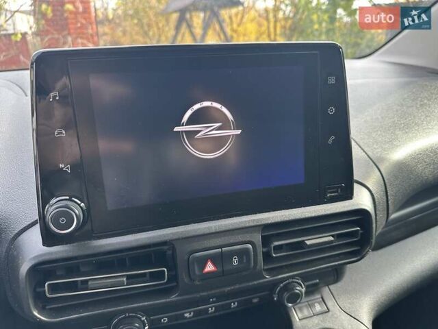 Сірий Опель Комбо вант.-пас., об'ємом двигуна 1.5 л та пробігом 205 тис. км за 13500 $, фото 15 на Automoto.ua