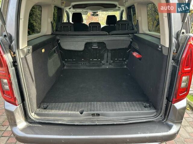 Сірий Опель Комбо вант.-пас., об'ємом двигуна 1.5 л та пробігом 205 тис. км за 13500 $, фото 22 на Automoto.ua