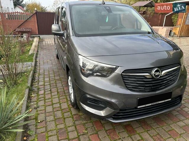 Сірий Опель Комбо вант.-пас., об'ємом двигуна 1.5 л та пробігом 205 тис. км за 13500 $, фото 10 на Automoto.ua