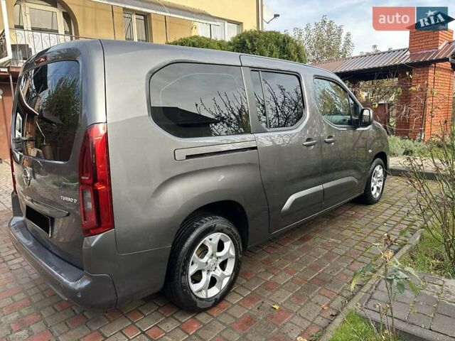 Сірий Опель Комбо вант.-пас., об'ємом двигуна 1.5 л та пробігом 205 тис. км за 13500 $, фото 7 на Automoto.ua