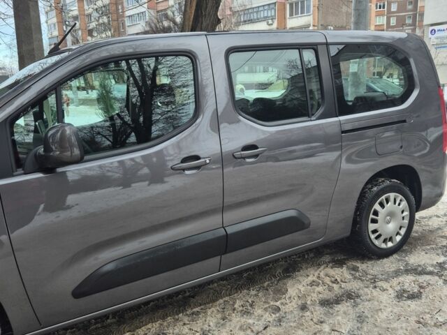 Сірий Опель Комбо вант.-пас., об'ємом двигуна 1.6 л та пробігом 88 тис. км за 17200 $, фото 2 на Automoto.ua