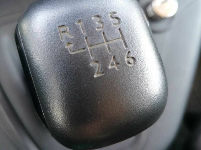 Сірий Опель Комбо вант.-пас., об'ємом двигуна 1.5 л та пробігом 31 тис. км за 23322 $, фото 20 на Automoto.ua