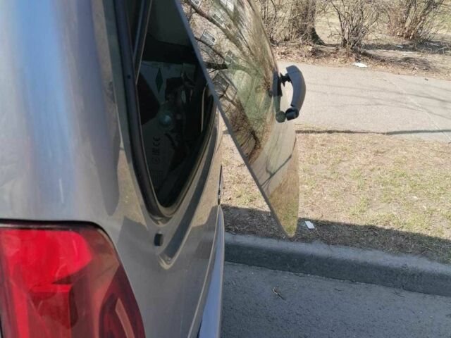 Серый Опель Комбо груз.-пасс., объемом двигателя 1.5 л и пробегом 31 тыс. км за 23332 $, фото 13 на Automoto.ua