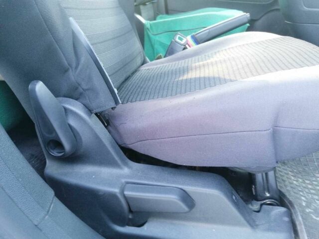 Серый Опель Комбо груз.-пасс., объемом двигателя 1.5 л и пробегом 31 тыс. км за 23332 $, фото 19 на Automoto.ua