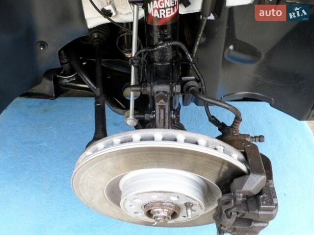 Сірий Опель Комбо вант.-пас., об'ємом двигуна 1.4 л та пробігом 181 тис. км за 11200 $, фото 15 на Automoto.ua