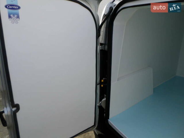 Сірий Опель Комбо вант.-пас., об'ємом двигуна 1.4 л та пробігом 181 тис. км за 11200 $, фото 49 на Automoto.ua