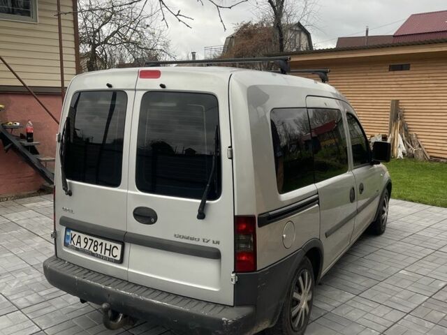 Сірий Опель Комбо вант.-пас., об'ємом двигуна 1.7 л та пробігом 324 тис. км за 3650 $, фото 3 на Automoto.ua