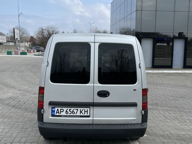 Серый Опель Комбо груз.-пасс., объемом двигателя 1.4 л и пробегом 220 тыс. км за 3500 $, фото 3 на Automoto.ua