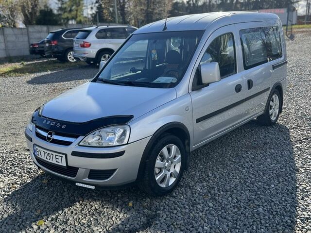 Сірий Опель Комбо вант.-пас., об'ємом двигуна 1.6 л та пробігом 240 тис. км за 4500 $, фото 2 на Automoto.ua